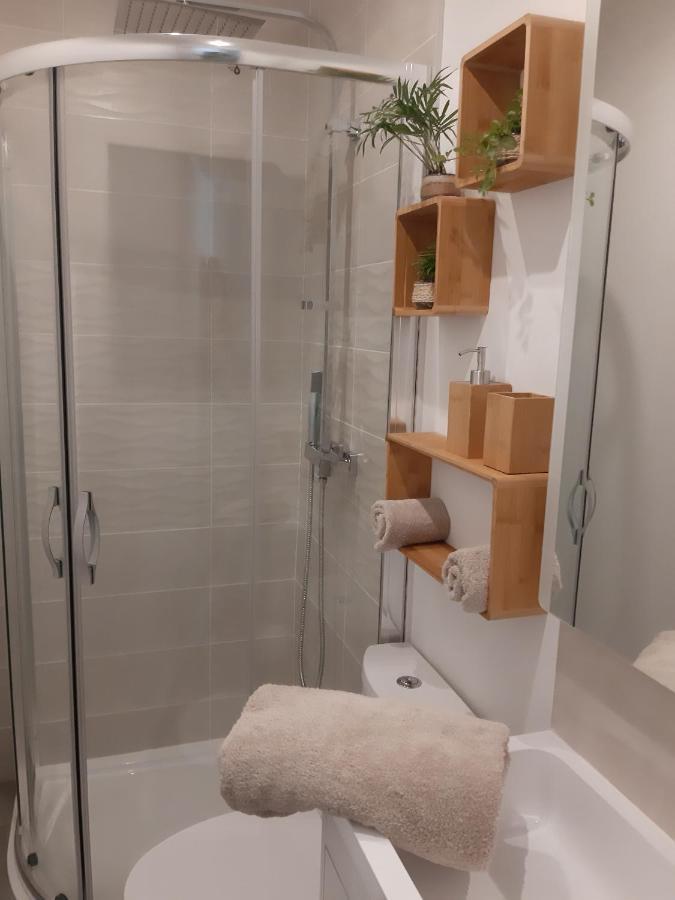 La Casita Serignanaise - Apt T2 - Clim - Jardin Bed & Breakfast Exterior photo
